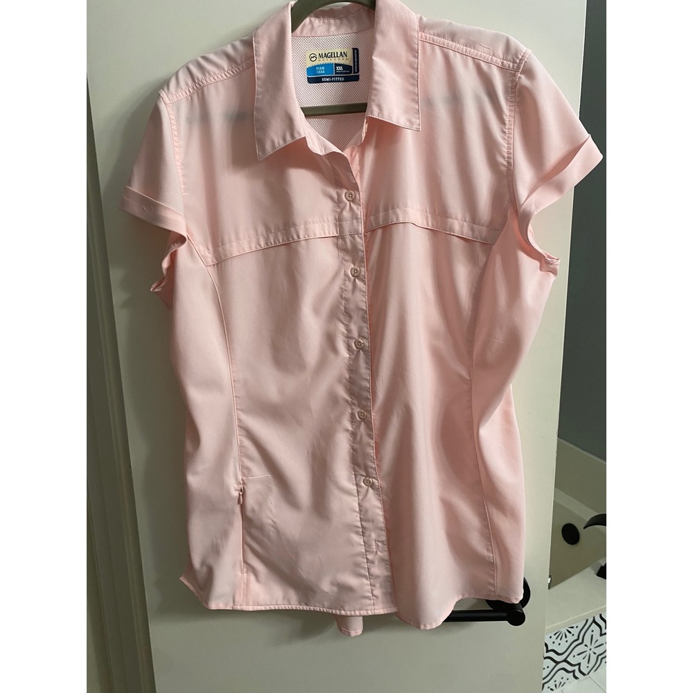 Magellan Outdoors Fish Gear Shirt Womens XXL Pink Short Sleeve Button Up Fishing